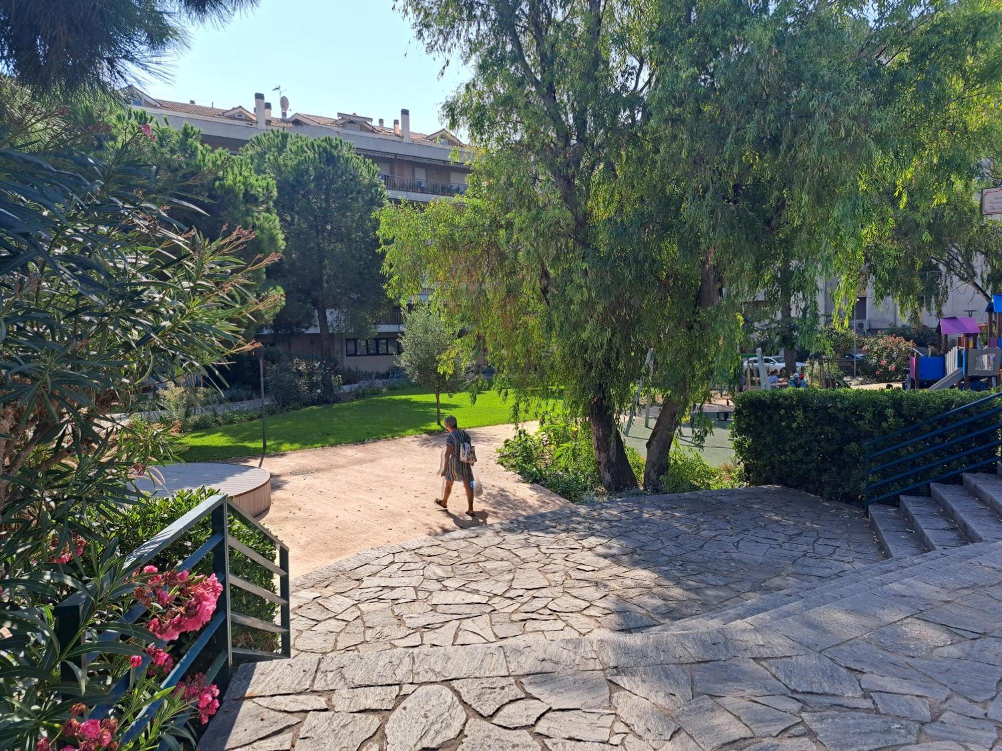 Appartamento Vallecrosia Exterior foto